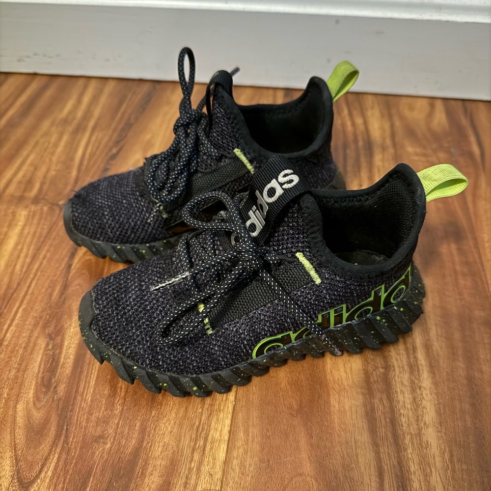 Adidas Kids Black Sneakers with Green Highlights